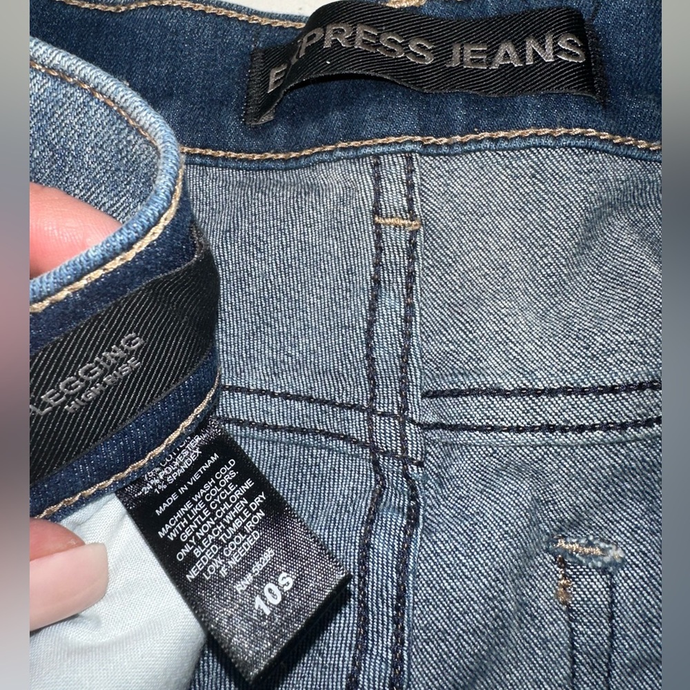 Express High Rise Distressed Legging Jean size 10 - Picture 4 of 4